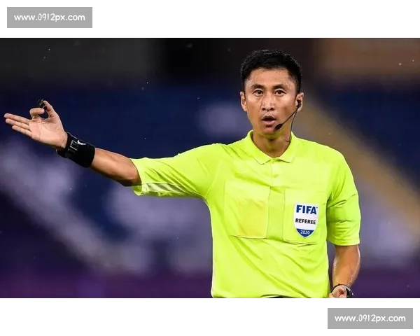 中国裁判马宁携海信 VAR 亮相世俱杯 执法与科技双突破 中国裁判马宁携海信 VAR 亮相世俱杯 执法与科技双突破