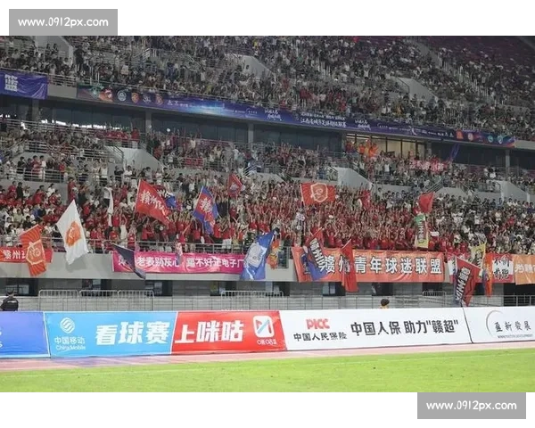 连超激战:场均 6.7 球点燃全城足球热情